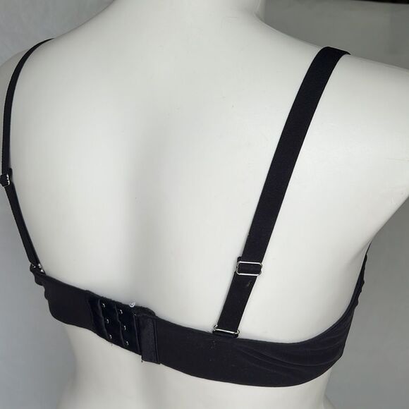 Torrid black underwire bra size 42B - Picture 4 of 9